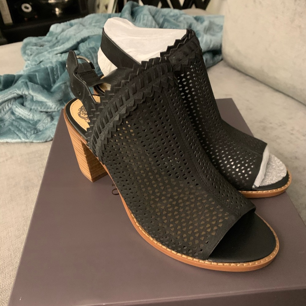 Vince camuto heeled sandals